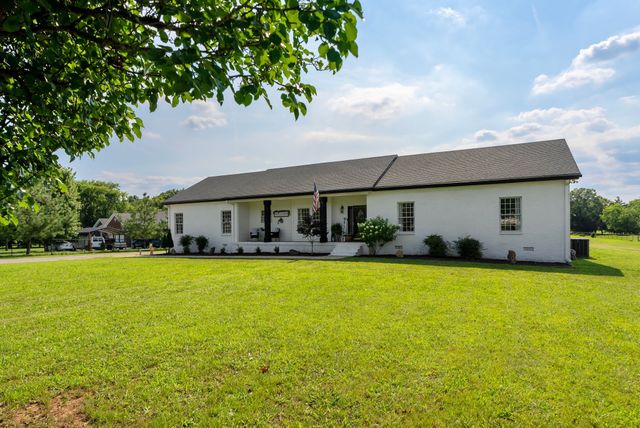 2301 Harkreader Rd, Mount Juliet, TN 37122