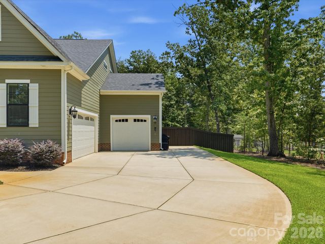 574 Shepherd Lane, Clover, SC 29710
