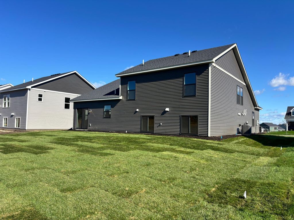 1640 Lund Way, Shakopee, MN 55379 — photo 2