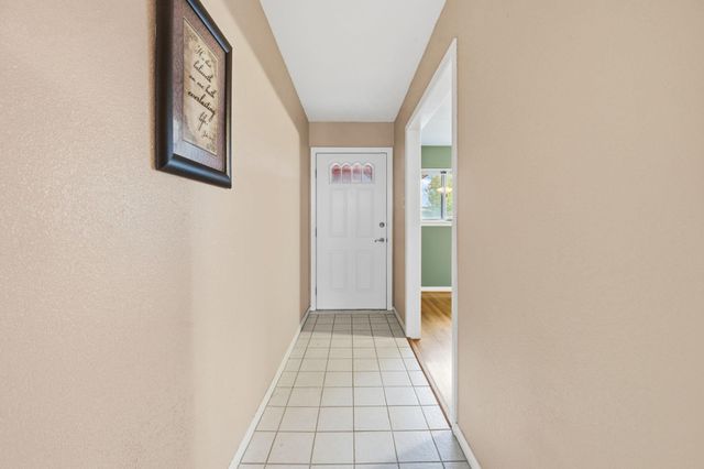 2803 Newcastle Drive, Baytown, TX 77521