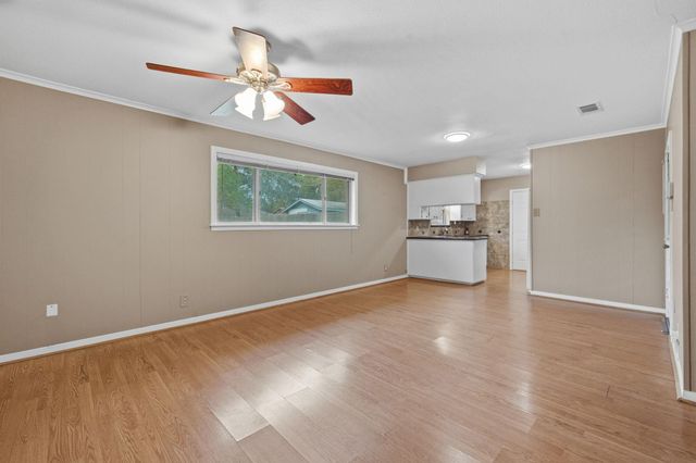 2803 Newcastle Drive, Baytown, TX 77521