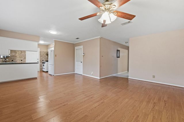 2803 Newcastle Drive, Baytown, TX 77521