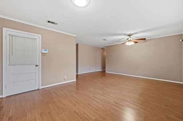 2803 Newcastle Drive, Baytown, TX 77521