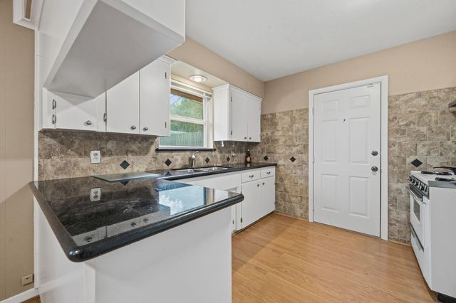 2803 Newcastle Drive, Baytown, TX 77521