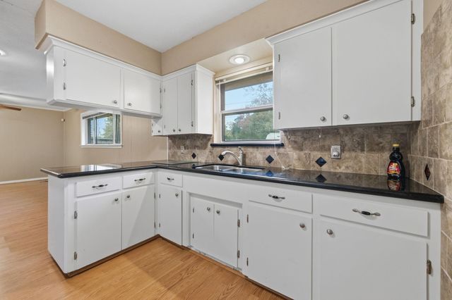 2803 Newcastle Drive, Baytown, TX 77521