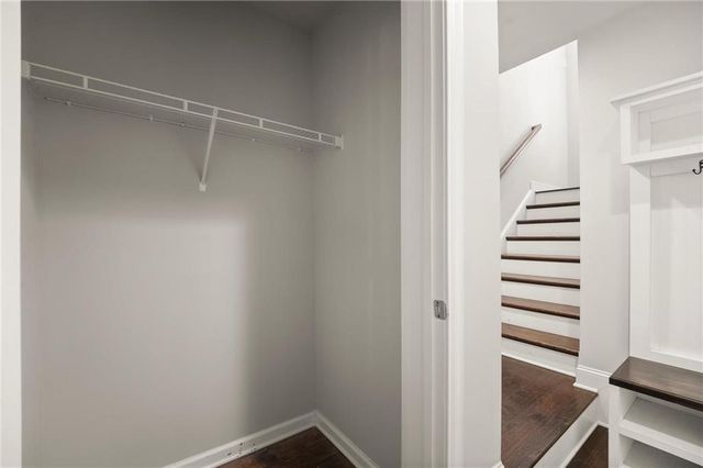 120 Laurel Crest Alley, Suwanee, GA 30024