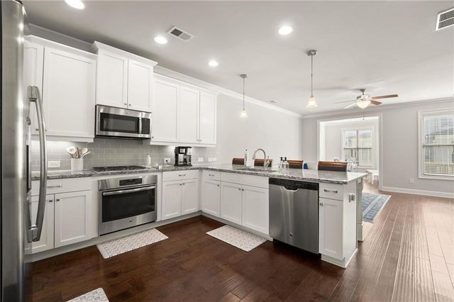 120 Laurel Crest Alley, Suwanee, GA 30024