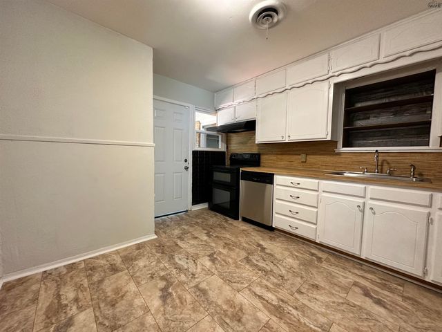 4714 ALAMO DRIVE, Wichita Falls, TX 76302