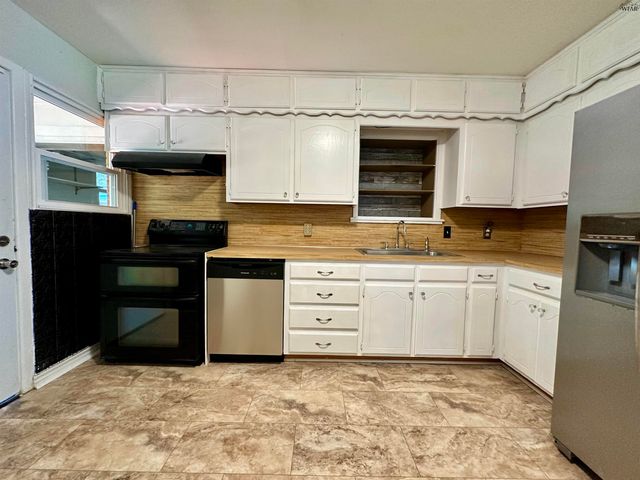 4714 ALAMO DRIVE, Wichita Falls, TX 76302