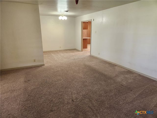 2909 Oakdale Drive, Temple, TX 76502