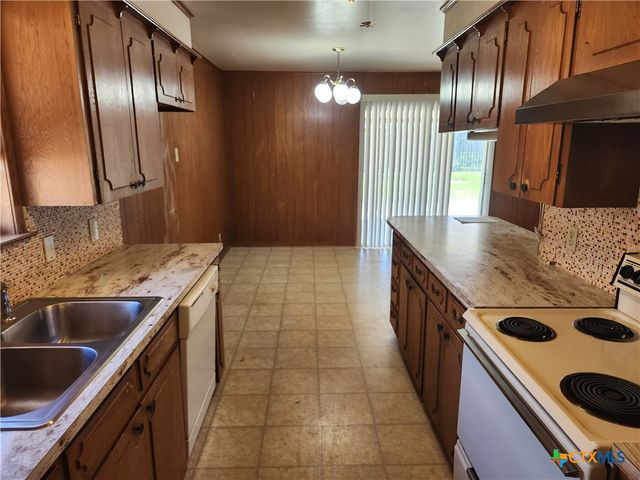 2909 Oakdale Drive, Temple, TX 76502