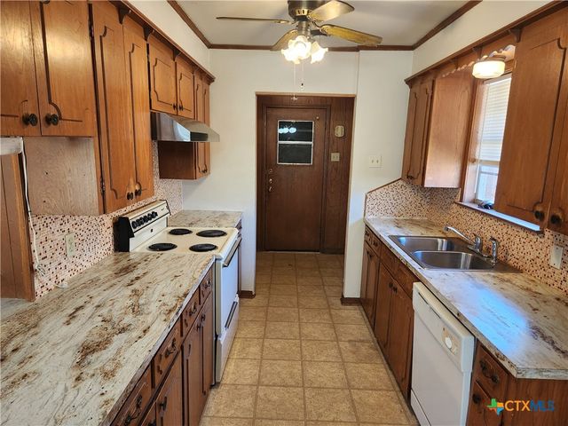 2909 Oakdale Drive, Temple, TX 76502