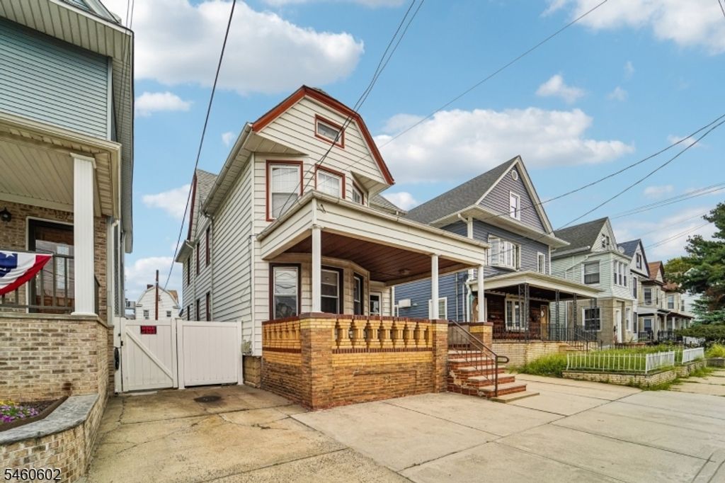 155 W 3Rd St, Bayonne City, NJ 07002 — photo 3