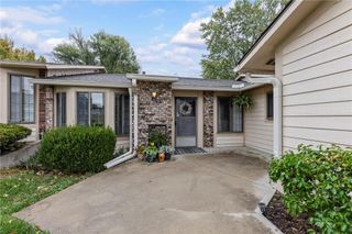 503 N Jenkins Boulevard, Raymore, MO 64083