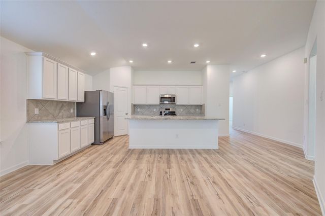 3330 Meadknoll Lane, Richmond, TX 77406