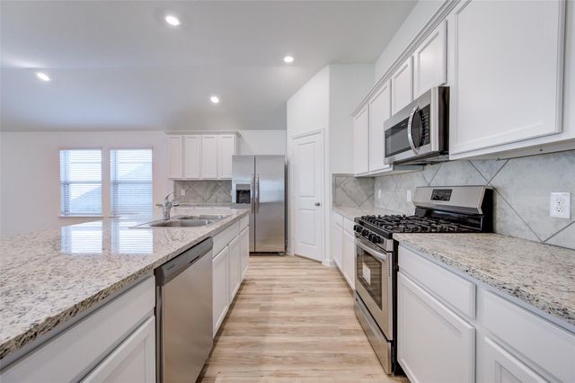 3330 Meadknoll Lane, Richmond, TX 77406