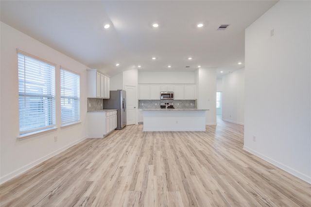 3330 Meadknoll Lane, Richmond, TX 77406