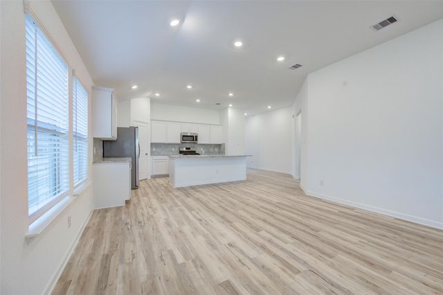 3330 Meadknoll Lane, Richmond, TX 77406