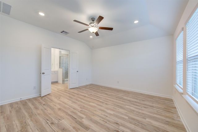 3330 Meadknoll Lane, Richmond, TX 77406