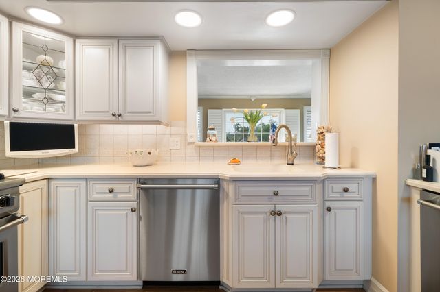 320 Southwinds Drive 20, Forked River, NJ 08731