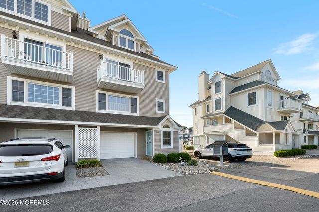 320 Southwinds Drive 20, Forked River, NJ 08731
