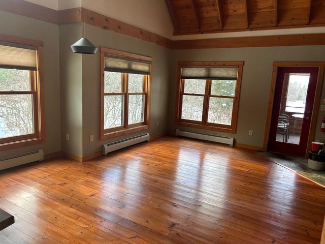 89095 Aster Dr, Cornucopia, WI 54827