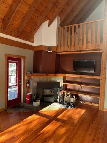 89095 Aster Dr, Cornucopia, WI 54827