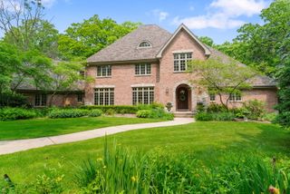 38W250 Burr Road Lane, St. Charles, IL 60175