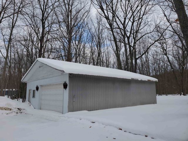 7323 Karlin Road, Grant Twp, MI 49643