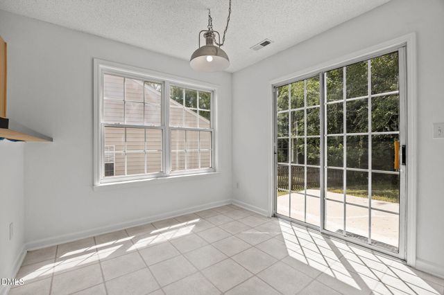 617 Brickstone Drive, Apex, NC 27502