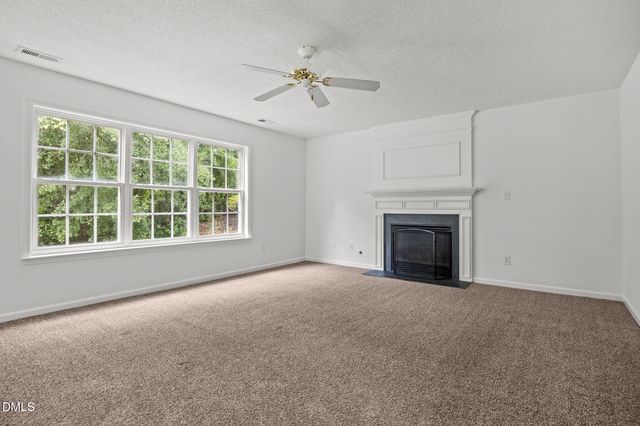 617 Brickstone Drive, Apex, NC 27502