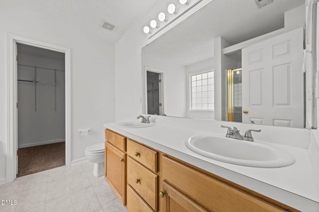 617 Brickstone Drive, Apex, NC 27502