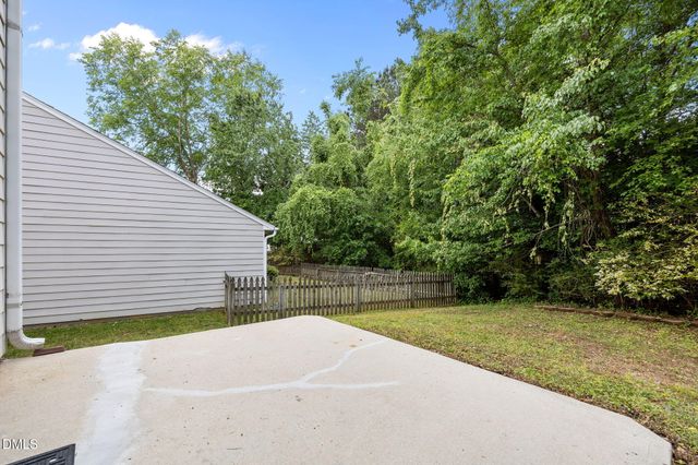 617 Brickstone Drive, Apex, NC 27502