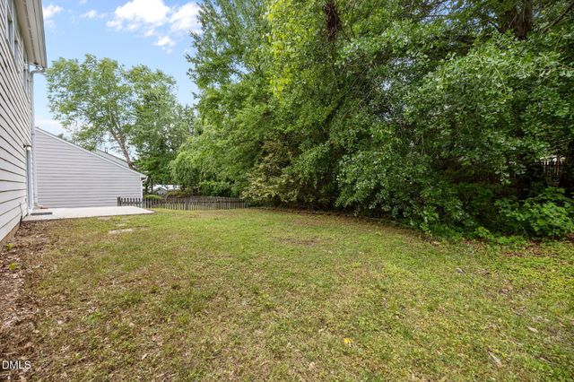 617 Brickstone Drive, Apex, NC 27502
