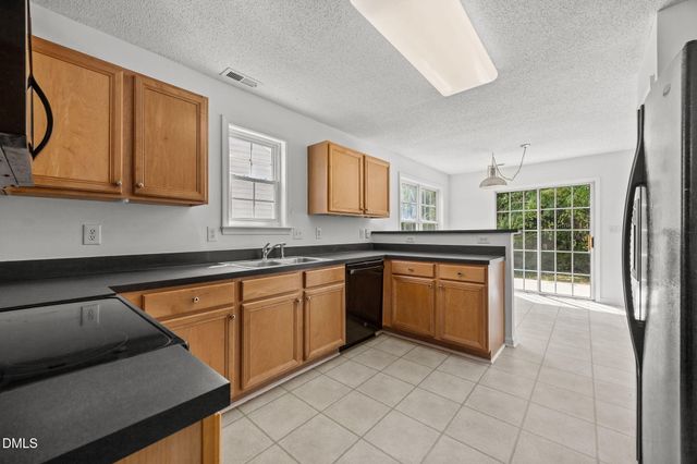 617 Brickstone Drive, Apex, NC 27502