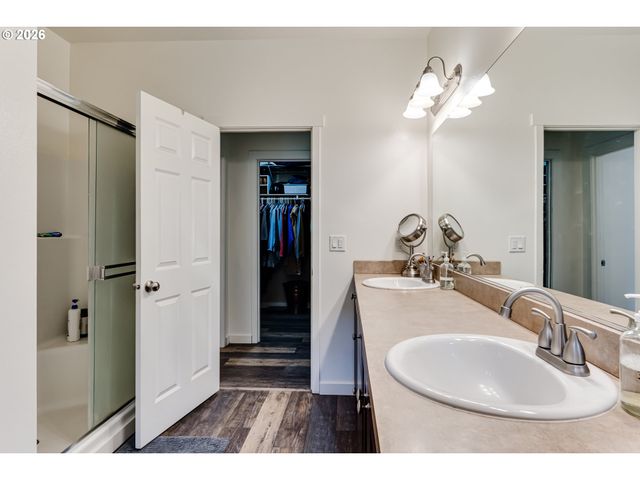 39464 Walterville Ln, Springfield, OR 97478