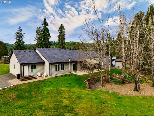 39464 Walterville Ln, Springfield, OR 97478