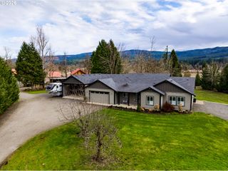 39464 Walterville Ln, Springfield, OR 97478