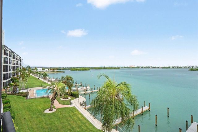 9011 MIDNIGHT PASS ROAD 329, Sarasota, FL 34242