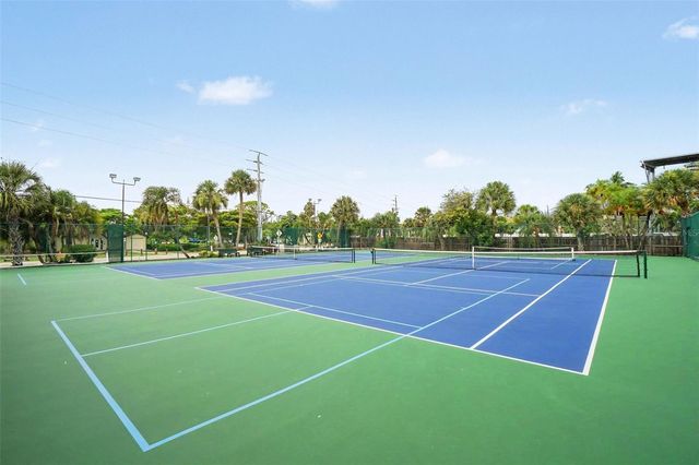 9011 MIDNIGHT PASS ROAD 329, Sarasota, FL 34242