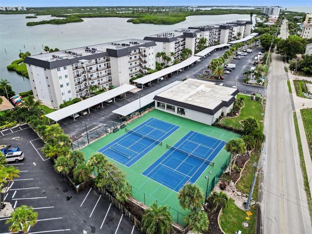 9011 MIDNIGHT PASS ROAD 329, Sarasota, FL 34242