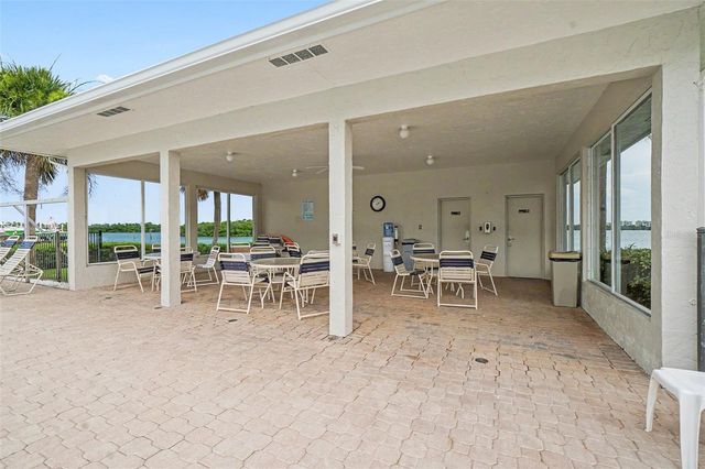 9011 MIDNIGHT PASS ROAD 329, Sarasota, FL 34242