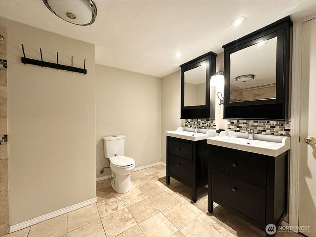 4421 249th SE, Sammamish, WA 98029