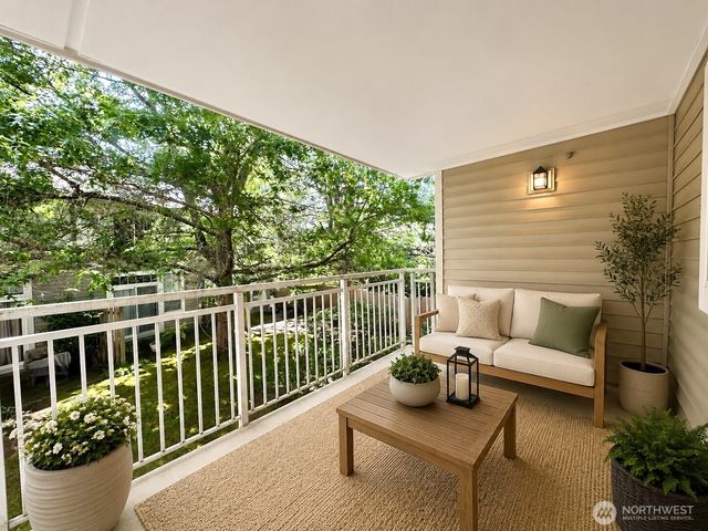 4421 249th SE, Sammamish, WA 98029