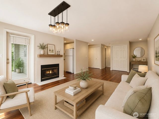4421 249th SE, Sammamish, WA 98029