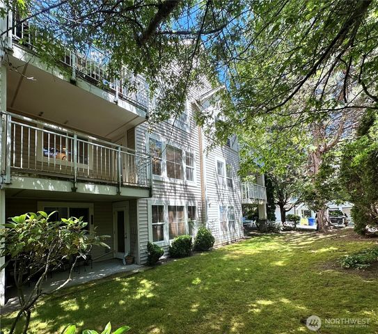 4421 249th SE, Sammamish, WA 98029