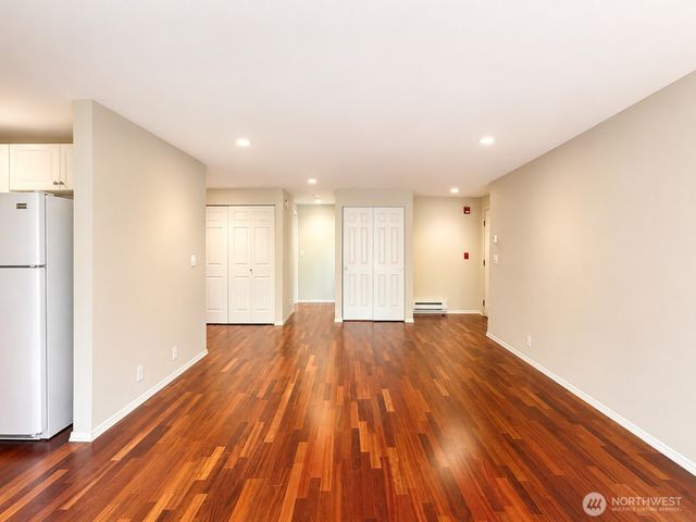 4421 249th SE, Sammamish, WA 98029
