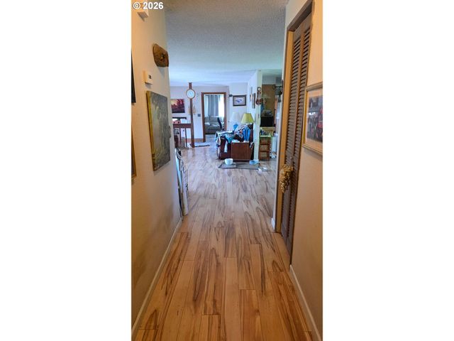 192 RESTON Ave, Winston, OR 97496