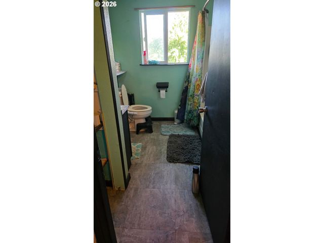 192 RESTON Ave, Winston, OR 97496