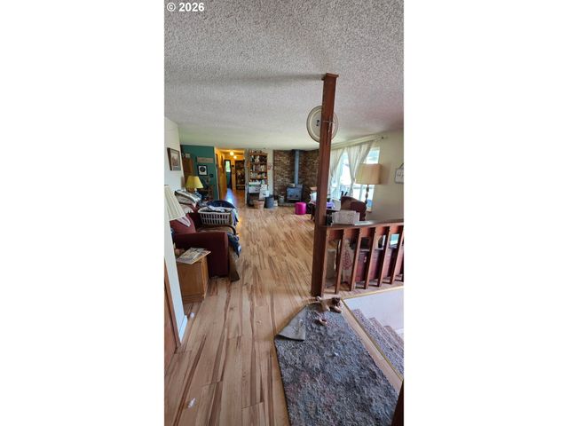 192 RESTON Ave, Winston, OR 97496